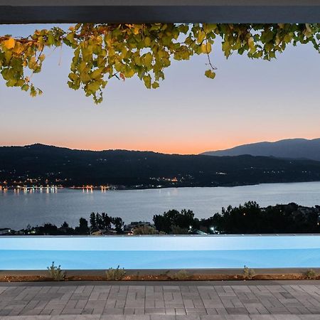 Heaven'S Door Apartment Samos Town Bagian luar foto