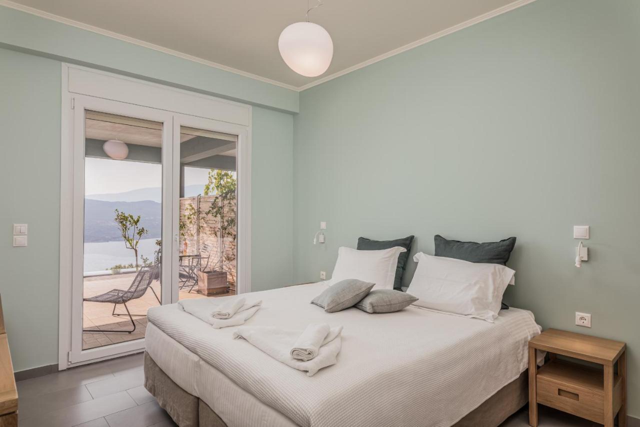 Heaven'S Door Apartment Samos Town Bagian luar foto