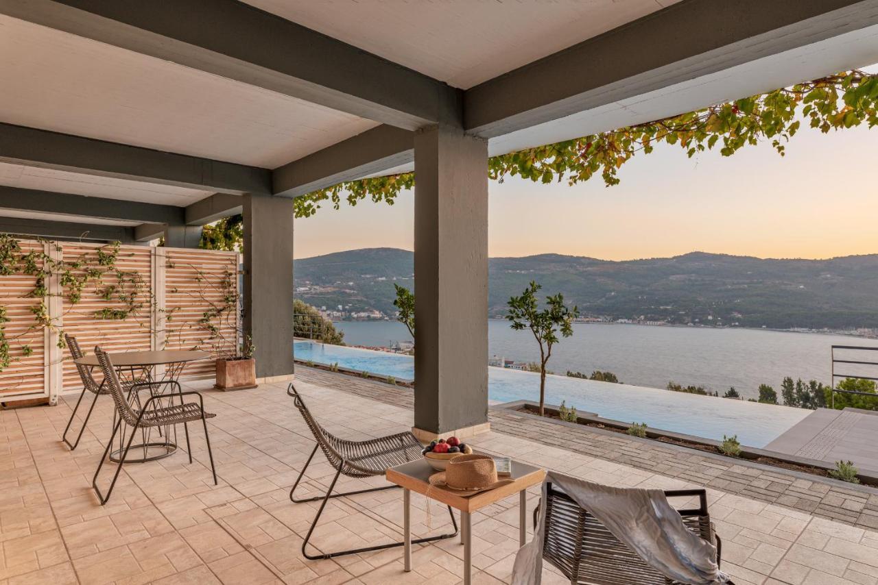 Heaven'S Door Apartment Samos Town Bagian luar foto